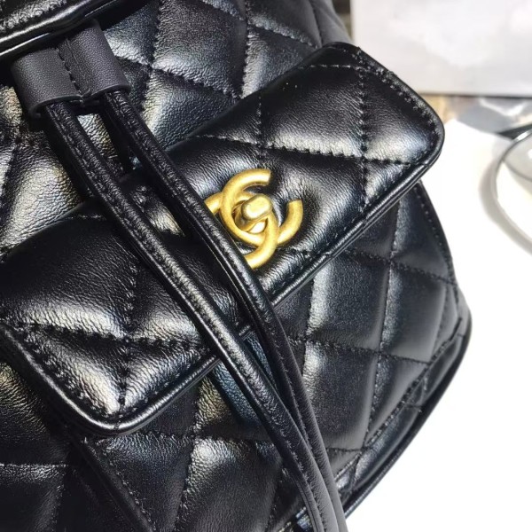 Chanel Backpack Immortal Bucket Bag Can Be Slanted or Single Shouldered, Compact and Practical 