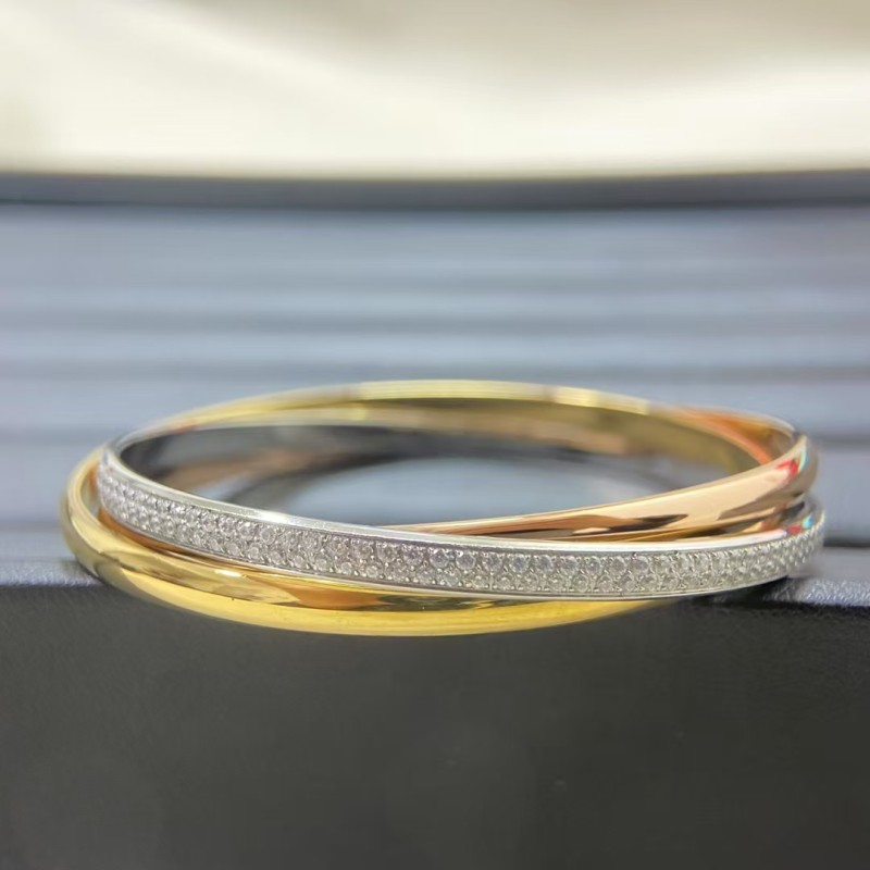 High quality classic brand Cartier new product set with diamonds, three color three ring bracelet, neutral jewelry factory direct sales