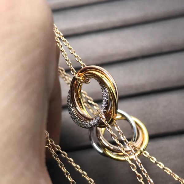 High End Brand Cartier New Three Ring Three Color Bracelet for Women Jewelry