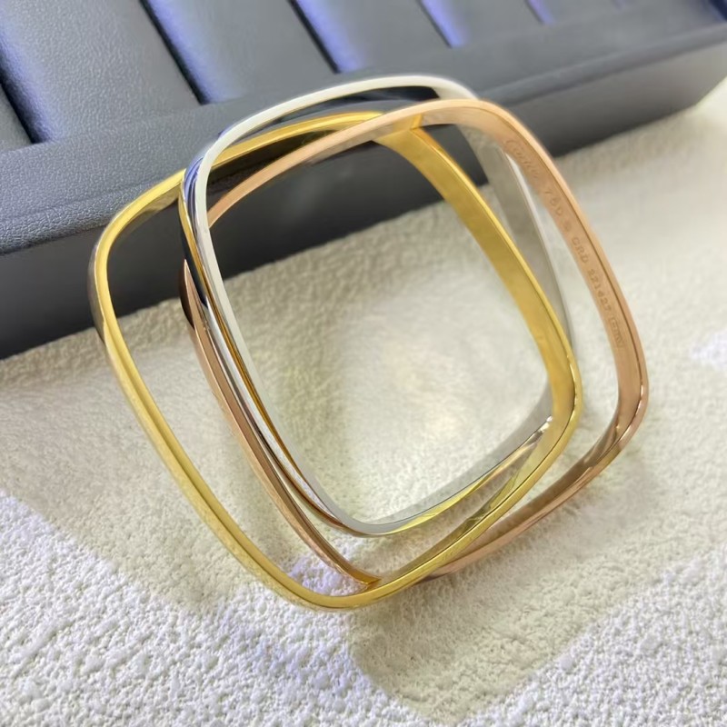 High-quality Classic Brand Cartier New Three Color Three Circle Square Bracelet Factory Direct Sales