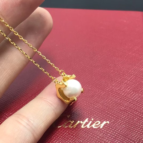 Classic Brand Cartier Necklace New Bull Horn Pearl Necklace Factory Direct Sales Free Shipping