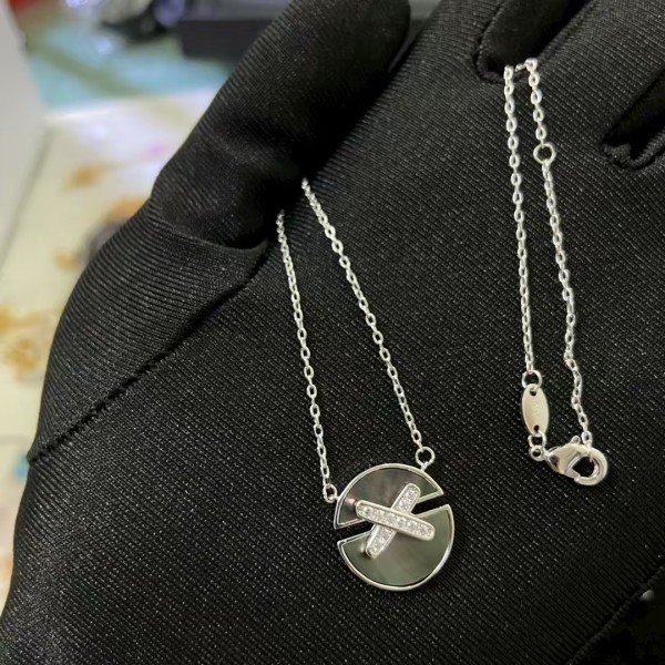 Classic brand Chaumet necklace New Beimu Cross Necklace factory direct sales free shipping