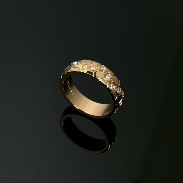 Classic brand Chaumet New honeycomb diamond ring Factory Direct Sales with Free Shipping 