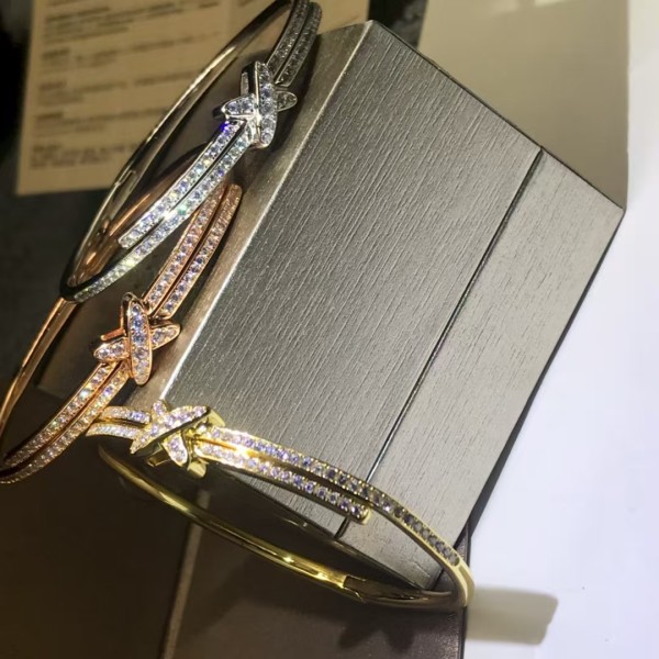 Classic brand Chaumet bracelet New Starry Sky Cross Bracelet factory direct sales free shipping