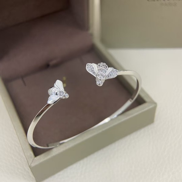 Classic brand Chaumet bracelet New Bee Bracelet factory direct sales free shipping
