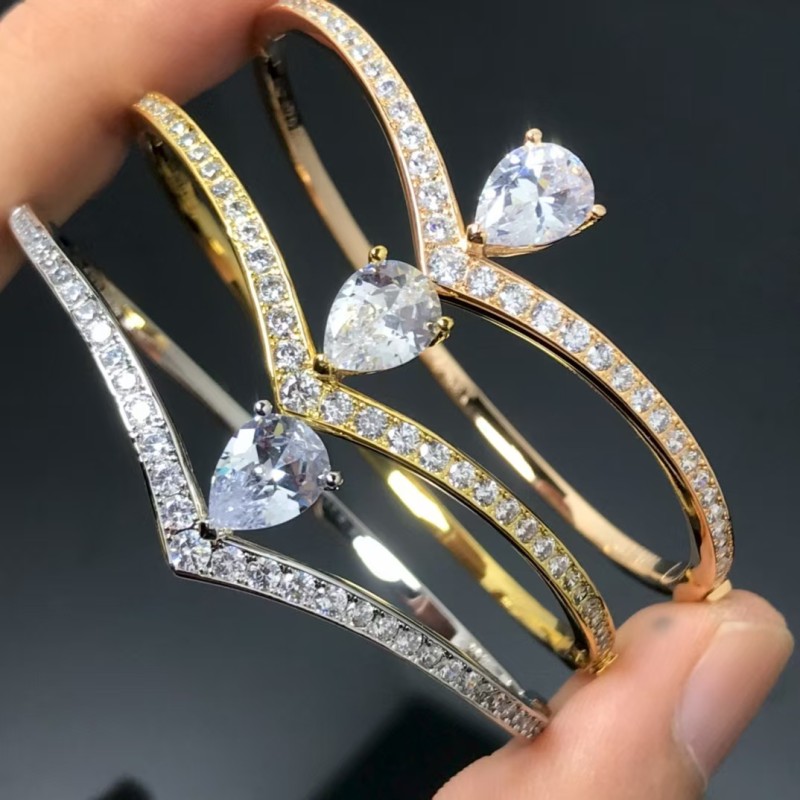 Classic brand Chaumet bracelet New Crown V-shaped Diamond Bracelet factory direct sales free shipping