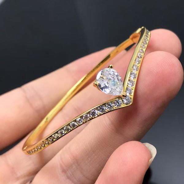 Classic brand Chaumet bracelet New Crown V-shaped Diamond Bracelet factory direct sales free shipping 