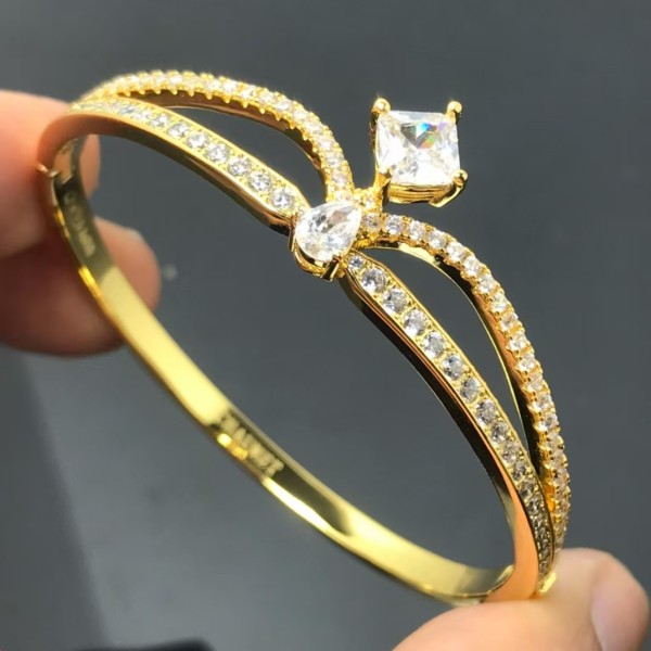 Classic brand Chaumet bracelet New Diamond studded Bond Bracelet factory direct sales free shipping