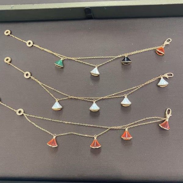 Classic Brand BVLGARI Bracelet Multi skirt colored bracelet Factory Direct Sales Free Shipping 