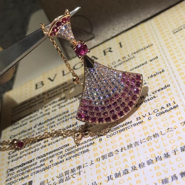 Classic brand Bulgari  New Starry Sky Gradient Skirt Necklace factory direct sales free shipping