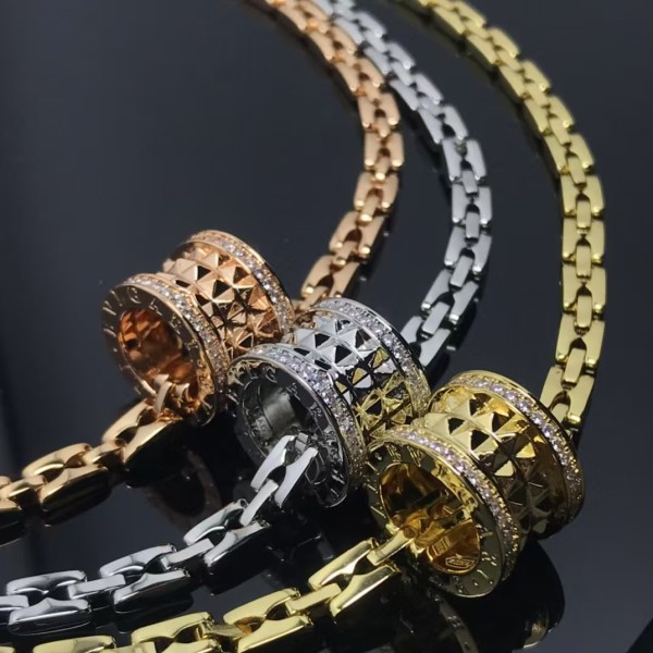Classic brand Bulgari New High Quality Full Diamond Water Chestnut Necklace factory direct sales free shipping