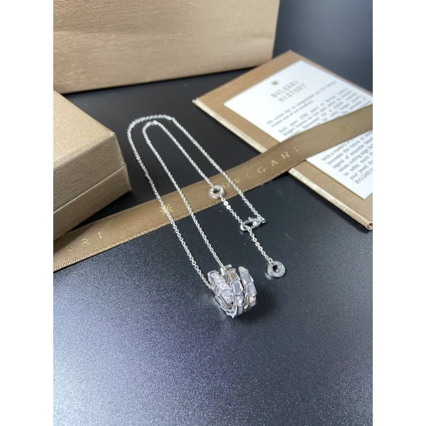 Classic brand Bvlgari  new three circle smooth surface snake head tail inlaid diamond necklace factory direct sales free shipping