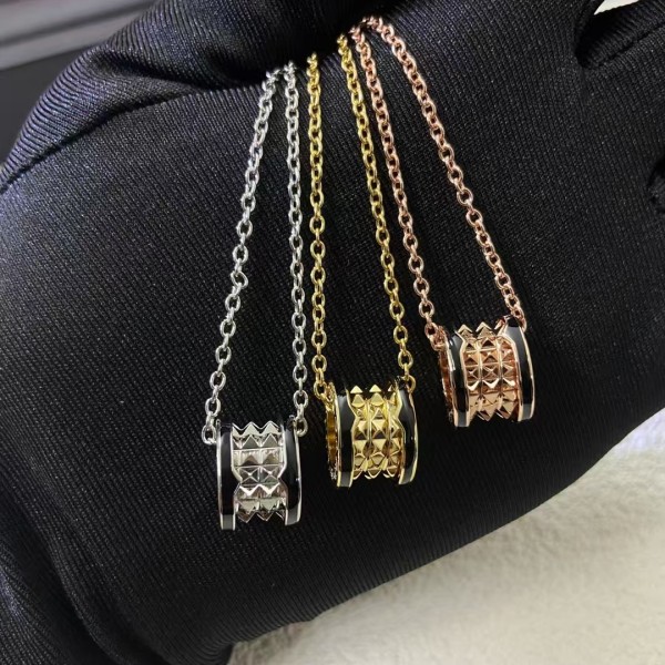 Classic Brand Bulgari Water chestnut black border pendant necklace for Women 18k Gold Plated Jewellery Factory Direct Sales Free Shipping