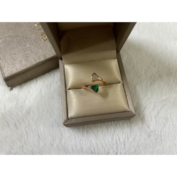 Classic brand Bvlgari ring  mother of pearl diamond skirt ring  factory direct sales free shipping