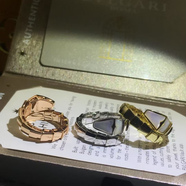 Classic brand Bvlgari ring Spring White Beimu Snake Bone Ring factory direct sales free shipping 
