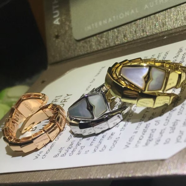 Classic brand Bvlgari ring Spring White Beimu Snake Bone Ring factory direct sales free shipping