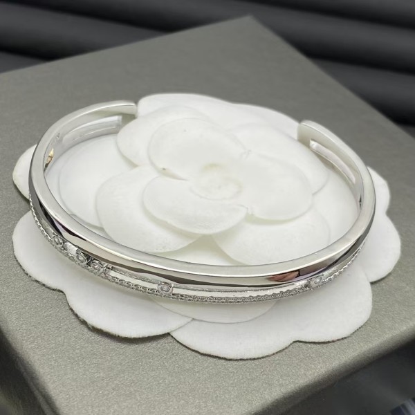 Classic Brand Messika Bracelet New Open Bracelet Factory Direct Sales Free Shipping