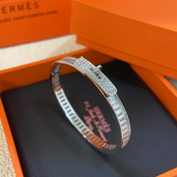 Luxury brand Hermes bracelet New Product Full Diamond Pig Nose Bracelet factory direct sales free shipping 