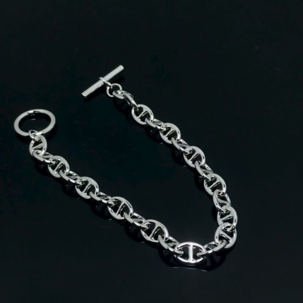 Luxury brand Hermes bracelet New smooth 8-shaped multi section pig nose bracelet factory direct sales free shipping