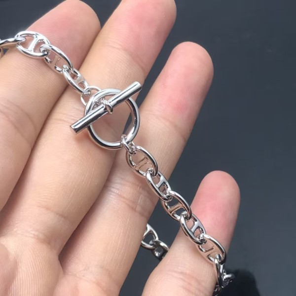 Luxury brand Hermes bracelet New smooth 8-shaped multi section pig nose bracelet factory direct sales free shipping