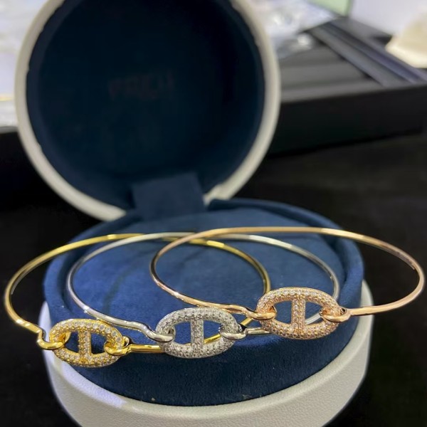 Luxury brand Hermes bracelet Full Diamond Pig Nose Bracelet factory direct sales free shipping