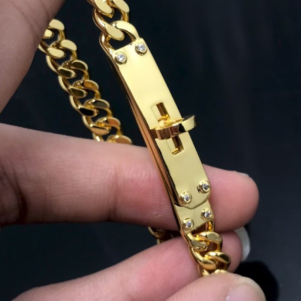 Luxury brand Hermes bracelet New pig nose smooth diamond inlaid bracelet factory direct sales free shipping
