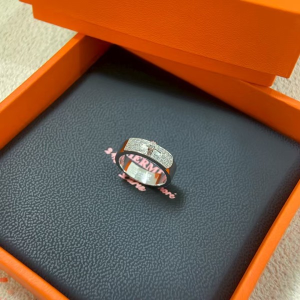 Luxury brand Hermes Ring New Half Full Diamond Pig Nose Ring factory direct sales free shipping