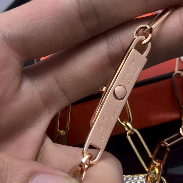 Luxury brand Hermes Necklace New Pig Nose Multi section Diamond Set Necklace factory direct sales free shipping
