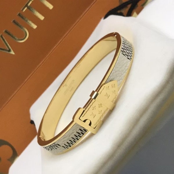 Classic brand LV bracelet Belt Couple Bracelet Factory Direct Sales Free Shipping 