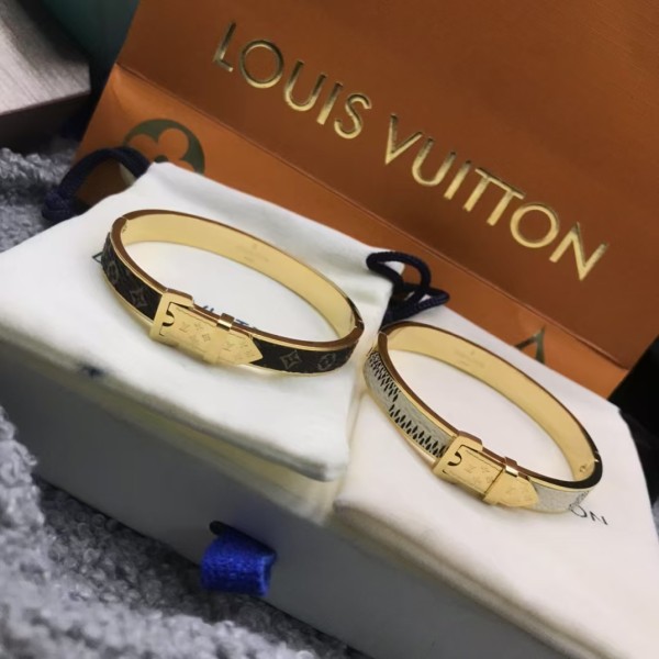 Classic brand LV bracelet Belt Couple Bracelet Factory Direct Sales Free Shipping
