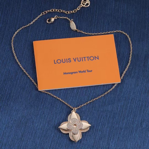 Classic brand LV necklace New Flower Necklace Factory Direct Sales Free Shipping