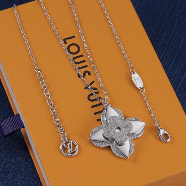 Classic brand LV necklace New Flower Necklace Factory Direct Sales Free Shipping