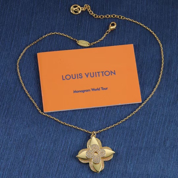 Classic brand LV necklace New Flower Necklace Factory Direct Sales Free Shipping