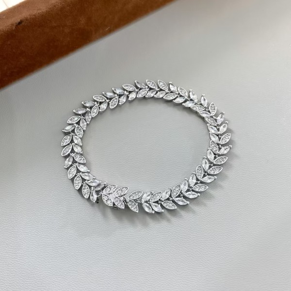 Classic Brand Tiffany Bracelet New multi section diamond studded horse eye stone leaf bracelet Factory Direct Sales Free Shipping
