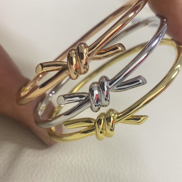 Classic Brand Tiffany Bracelet New smooth twisted rope bracelet Factory Direct Sales Free Shipping