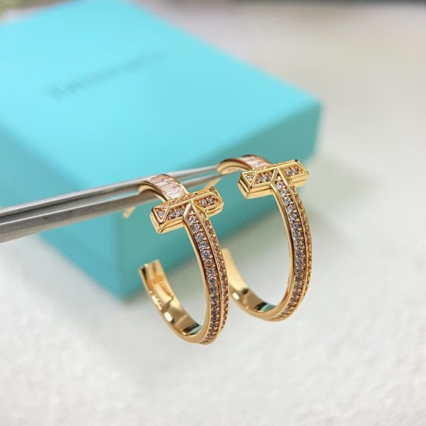 Classic Brand Tiffany Earrings New product ladder stone round diamond Earrings Factory Direct Sales Free Shipping