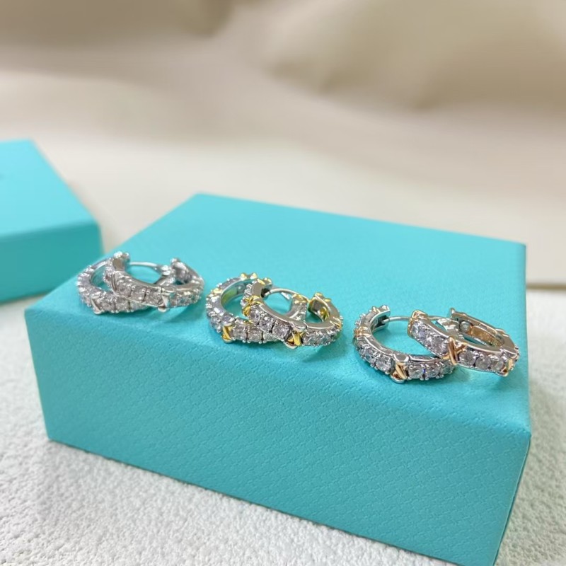Classic Brand Tiffany Earrings New diamond studded cross earrings Factory Direct Sales Free Shipping
