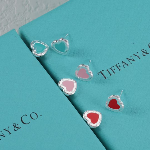 Classic Brand Tiffany Earrings Classic Love Earrings Factory Direct Sales Free Shipping