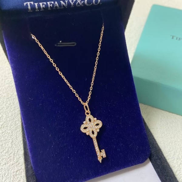 Classic Brand Tiffany Necklace New Mini Key Necklace Factory Direct Sales Free Shipping