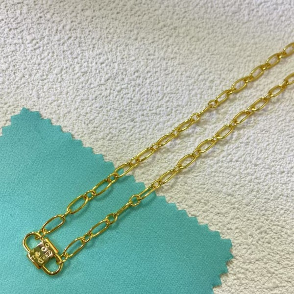 Classic Brand Tiffany Necklace New lock necklace Factory Direct Sales Free Shipping
