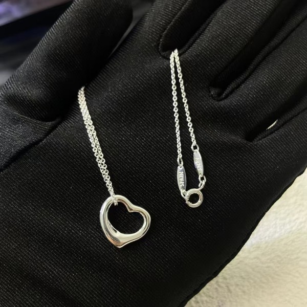 Classic Brand Tiffany Necklace New Smooth Love Necklace Factory Direct Sales Free Shipping