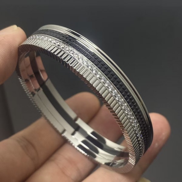 Classic brand Boucheron High version diamond studded gear bracelet Factory Direct Sales with Free Shipping