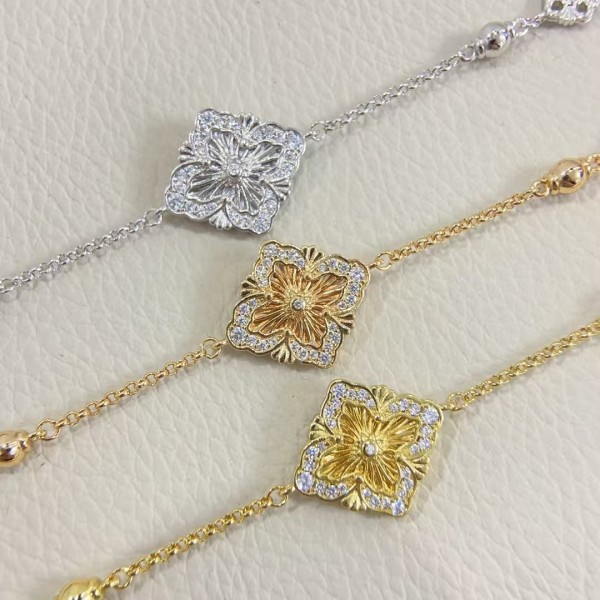 Classic brand Buccellati bracelet New laser retro petal clover bracelet factory direct sales free shipping