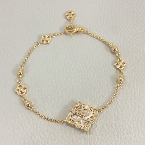 Classic brand Buccellati bracelet New laser retro petal clover bracelet factory direct sales free shipping