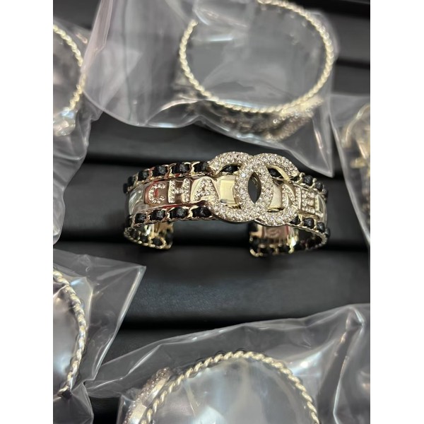 Classic brand Chanel bracelet New Double C Letter Leather Bracelet factory direct sales free shipping 