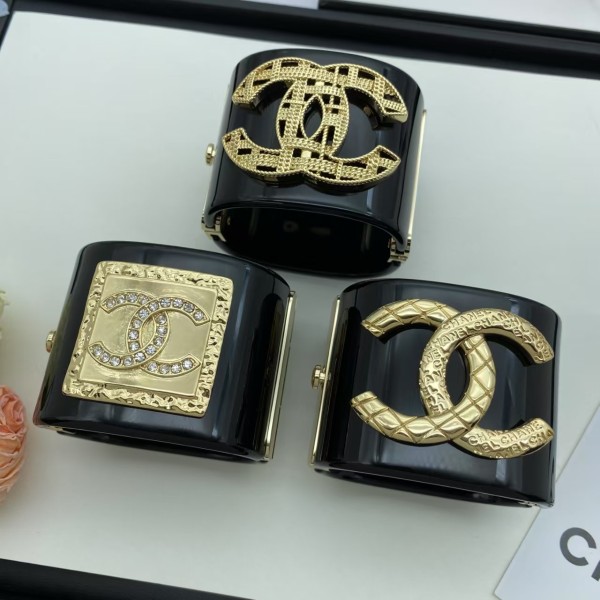 Classic brand Chanel bracelet New high-end bracelet factory direct sales free shipping