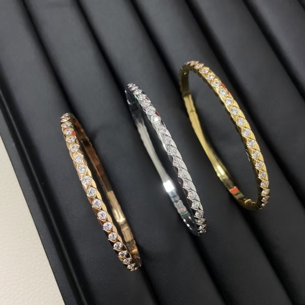 Classic brand Chanel bracelet New Full Diamond Narrow Edition Diamond Grid Bracelet factory direct sales free shipping