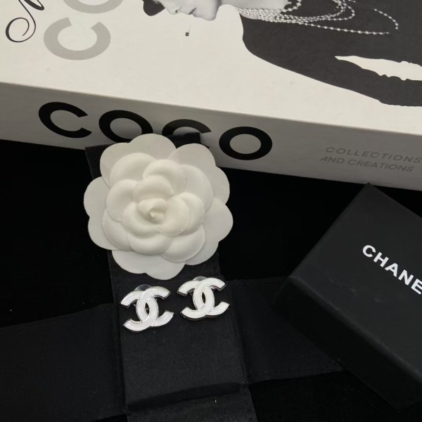 Classic brand Chanel earrings New Double C Enamel Earrings factory direct sales free shipping