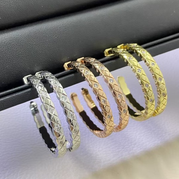 Classic brand Chanel earrings New diamond studded diamond grid earrings factory direct sales free shipping