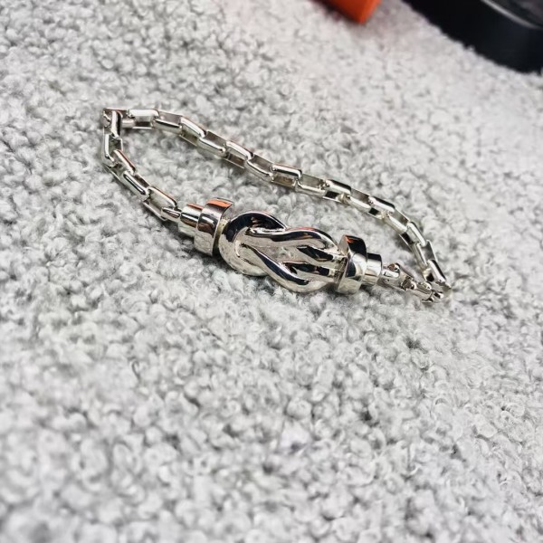 Light luxury brand FRED New 8-shaped bracelet Factory Direct Sales Free Shipping